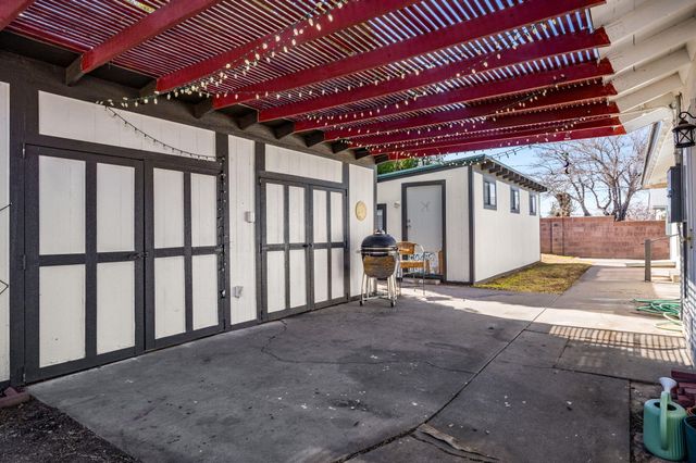 6208 Alta Monte Avenue NE, Albuquerque, NM 87110