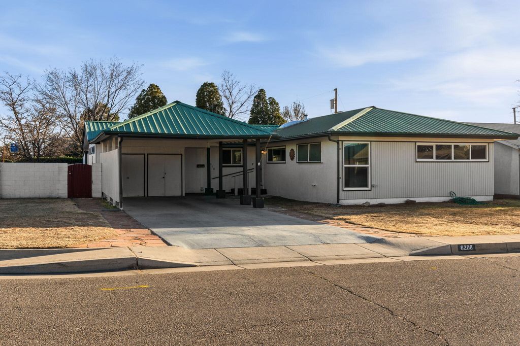 6208 Alta Monte Avenue NE, Albuquerque, NM 87110