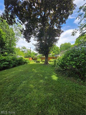 1404 Bryden Drive, Akron, OH 44313