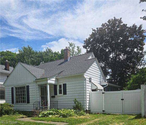 1404 Bryden Drive, Akron, OH 44313