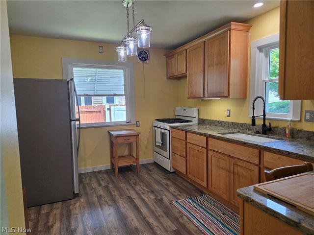 1404 Bryden Drive, Akron, OH 44313