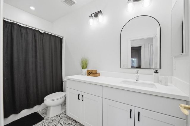 1508 Laurelwood Way, Oceanside, CA 92056