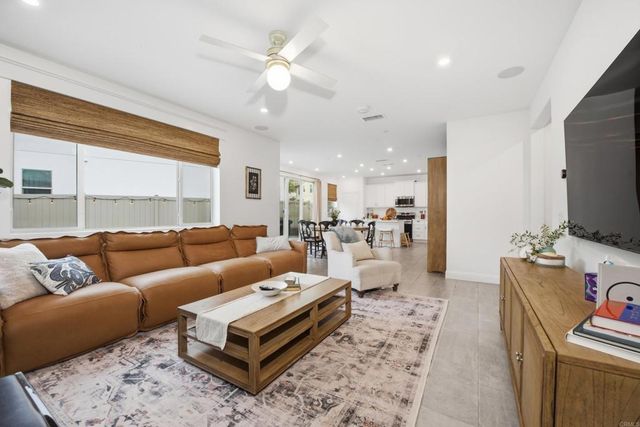 1508 Laurelwood Way, Oceanside, CA 92056