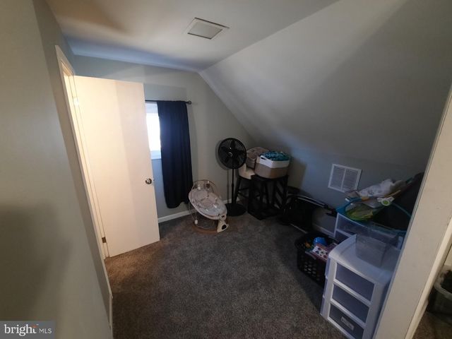 334 CRABTREE DR, Levittown, PA 19055