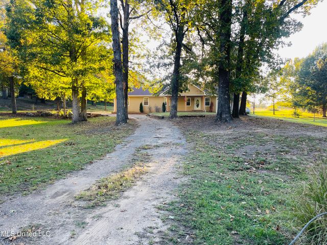 903 Shinault Road, Byhalia, MS 38611