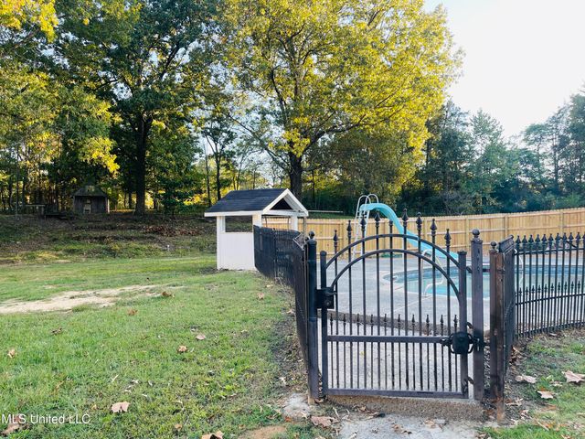 903 Shinault Road, Byhalia, MS 38611