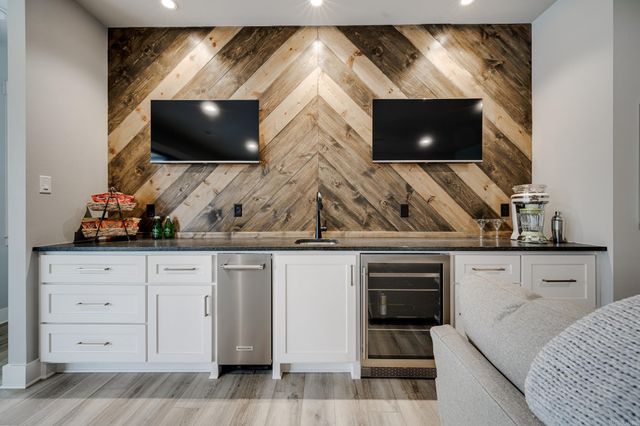 434 Windamere Terrace, Hot Springs, AR 71913