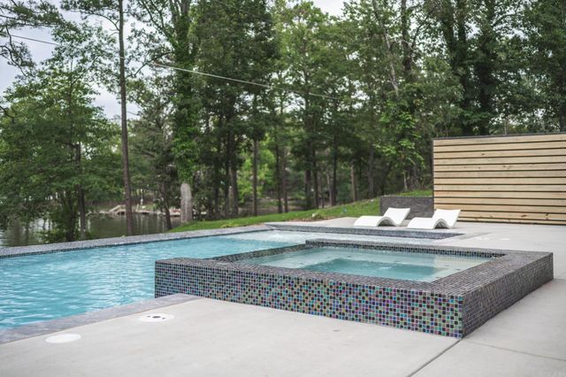 434 Windamere Terrace, Hot Springs, AR 71913