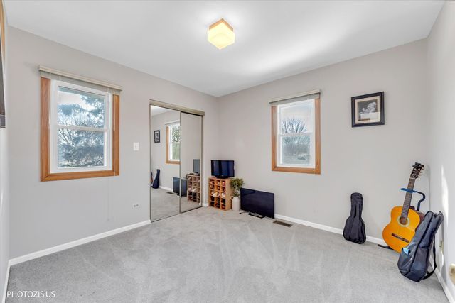 314 Maple Lane, Round Lake, IL 60073