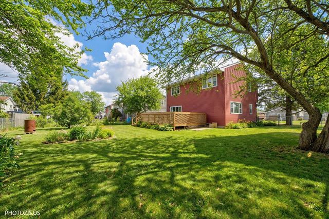 314 Maple Lane, Round Lake, IL 60073