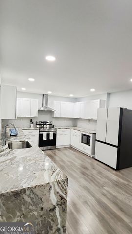 4058 Sweetbriar Lane, Forest Park, GA 30297
