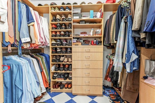 6511 Riviera Dr, Coral Gables, FL 33146