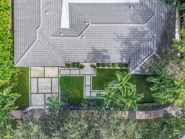 6511 Riviera Dr, Coral Gables, FL 33146