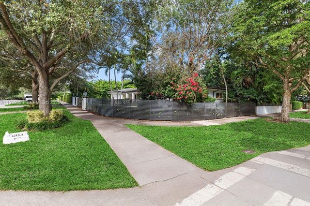 6511 Riviera Dr, Coral Gables, FL 33146