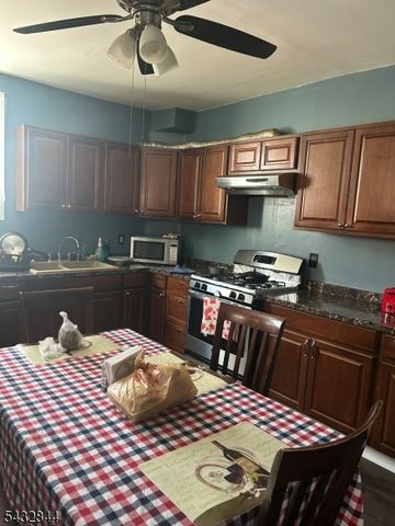 53 Filmore Street 1, Phillipsburg Town, NJ 08865