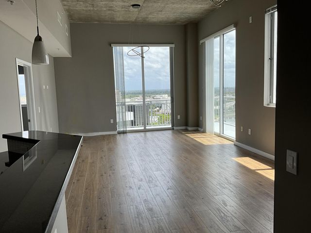 300 S Australian Avenue 1613, West Palm Beach, FL 33401