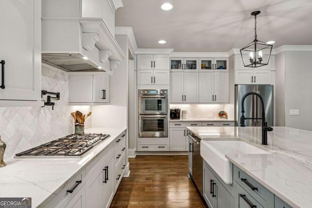 6326 Point Twenty Two, Gainesville, GA 30506