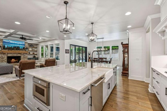 6326 Point Twenty Two, Gainesville, GA 30506