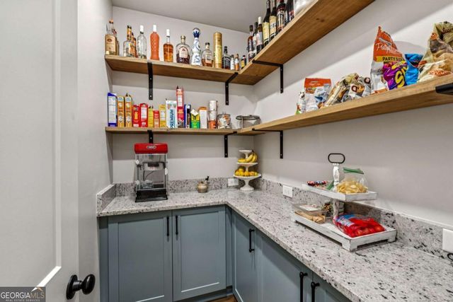 6326 Point Twenty Two, Gainesville, GA 30506