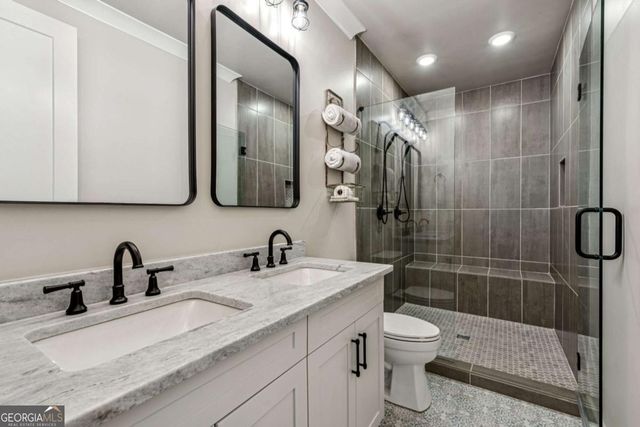 6326 Point Twenty Two, Gainesville, GA 30506