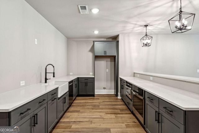 6326 Point Twenty Two, Gainesville, GA 30506