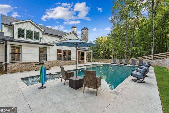 6326 Point Twenty Two, Gainesville, GA 30506