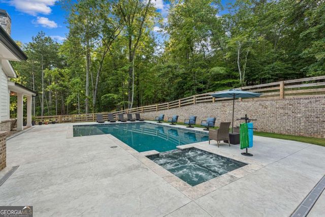 6326 Point Twenty Two, Gainesville, GA 30506