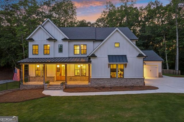 6326 Point Twenty Two, Gainesville, GA 30506