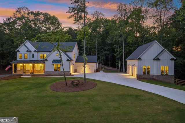 6326 Point Twenty Two, Gainesville, GA 30506