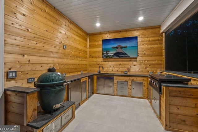 6326 Point Twenty Two, Gainesville, GA 30506