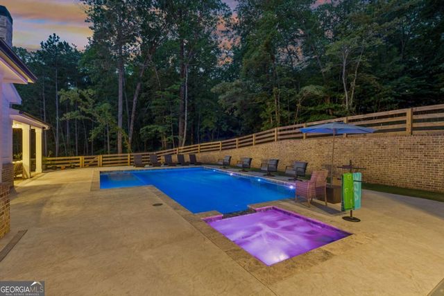 6326 Point Twenty Two, Gainesville, GA 30506