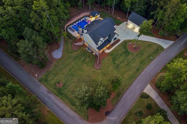 6326 Point Twenty Two, Gainesville, GA 30506