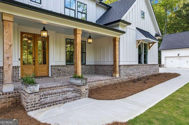 6326 Point Twenty Two, Gainesville, GA 30506