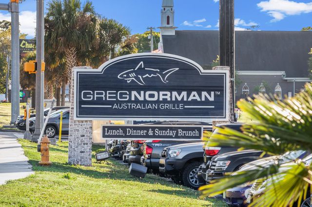 1109 Crooked Hook Rd., North Myrtle Beach, SC 29582