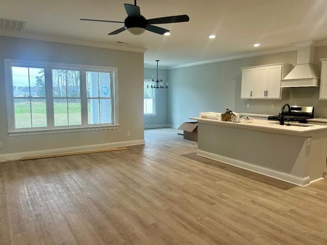 1109 Crooked Hook Rd., North Myrtle Beach, SC 29582