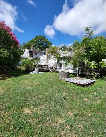 4523 Stormont RD, Hartfield, VA 23071