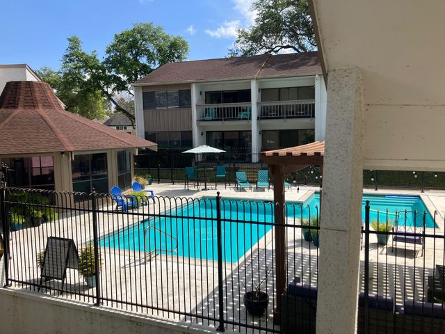 12100 Melville Drive 412, Montgomery, TX 77356