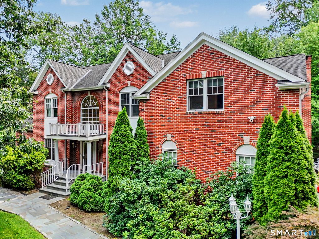 4 Klim Lane, Norwalk, CT 06850