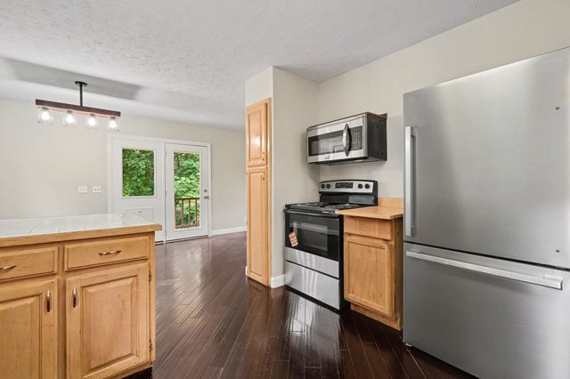 5861 Dividing Ridge Rd, Goodlettsville, TN 37072