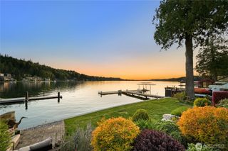 21 Strawberry Point Road, Bellingham, WA 98229