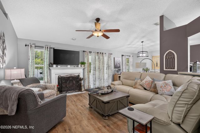 5112 BIG FOREST Lane, Jacksonville, FL 32210