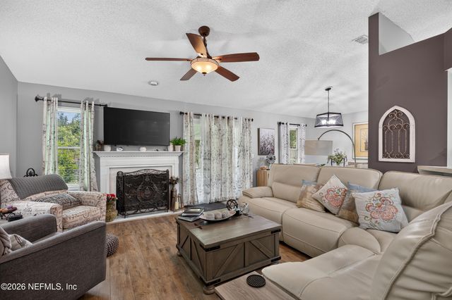 5112 BIG FOREST Lane, Jacksonville, FL 32210