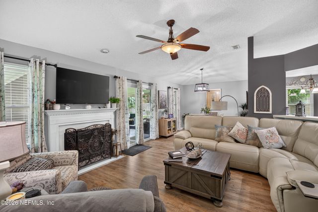 5112 BIG FOREST Lane, Jacksonville, FL 32210