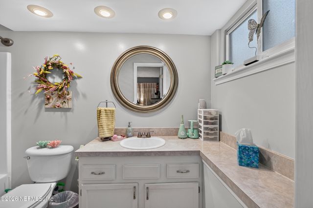 5112 BIG FOREST Lane, Jacksonville, FL 32210
