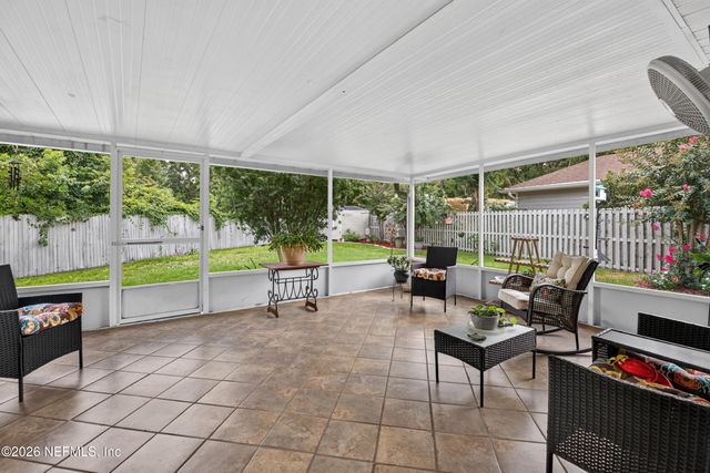 5112 BIG FOREST Lane, Jacksonville, FL 32210