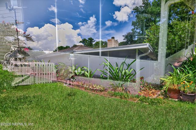5112 BIG FOREST Lane, Jacksonville, FL 32210