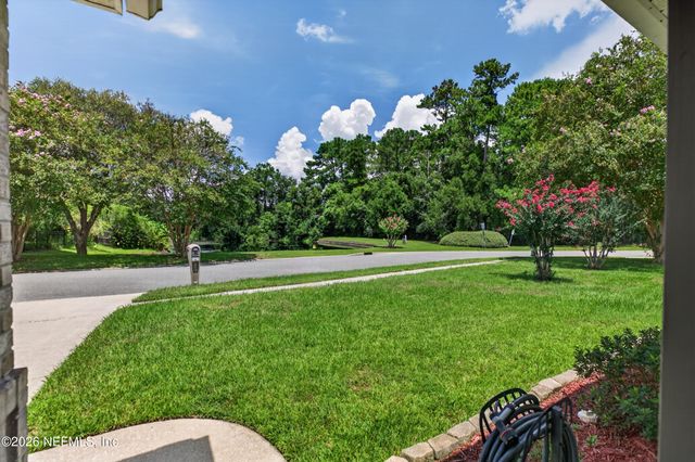 5112 BIG FOREST Lane, Jacksonville, FL 32210