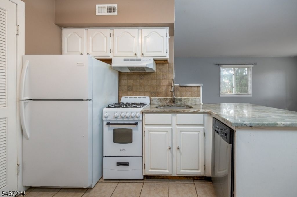 2 Alta Ct W 1, Vernon Twp., NJ 07462 — photo 3