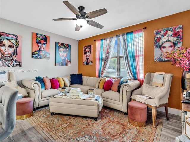 2027 SE 12th St, Homestead, FL 33035