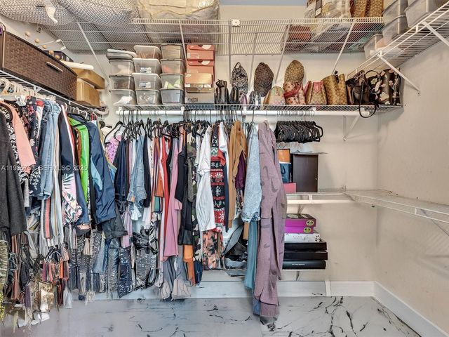 2027 SE 12th St, Homestead, FL 33035